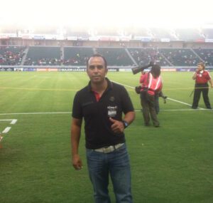 Víctor Vega Ex Jugador Profesional de Fútbol y Director Técnico