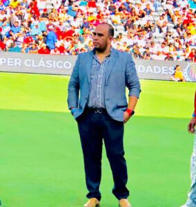 Víctor Vega Ex Jugador Profesional de Fútbol y Director Técnico